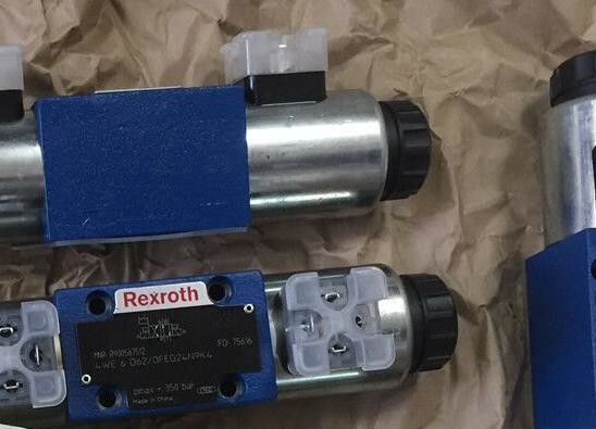 Rexroth R900567512 4WE6D6X / OFEG24N9K4 4WE6D62 / OFEG24N9K4 Kierunkowy zawór suwakowy