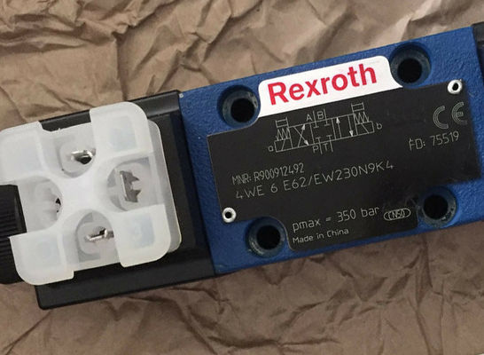 Rexroth R900912492 4WE6E6X / EW230N9K4 4WE6E62 / EW230N9K4 Kierunkowy zawór suwakowy