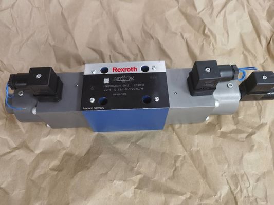 Rexroth R900493373 4WRE10E64-10 / 24Z4 / M 4WRE10E64-1X / 24Z4 / M Proporcjonalny zawór kierunkowy