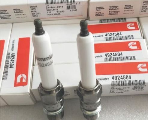 Cummins Spark 4924504 świeca zapłonowa 4924504