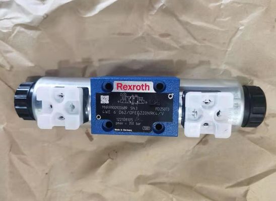 Kierunkowy zawór suwakowy Rexroth R900920689 4WE6D62 / OFEG220N9K4 / V 4WE6D6X / OFEG220N9K4 / V