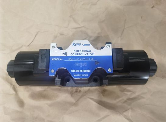 Eaton Vickers DG4V-5-6C-M-P7L-H-7-40 Elektromagnetyczny kierunkowy zawór sterujący