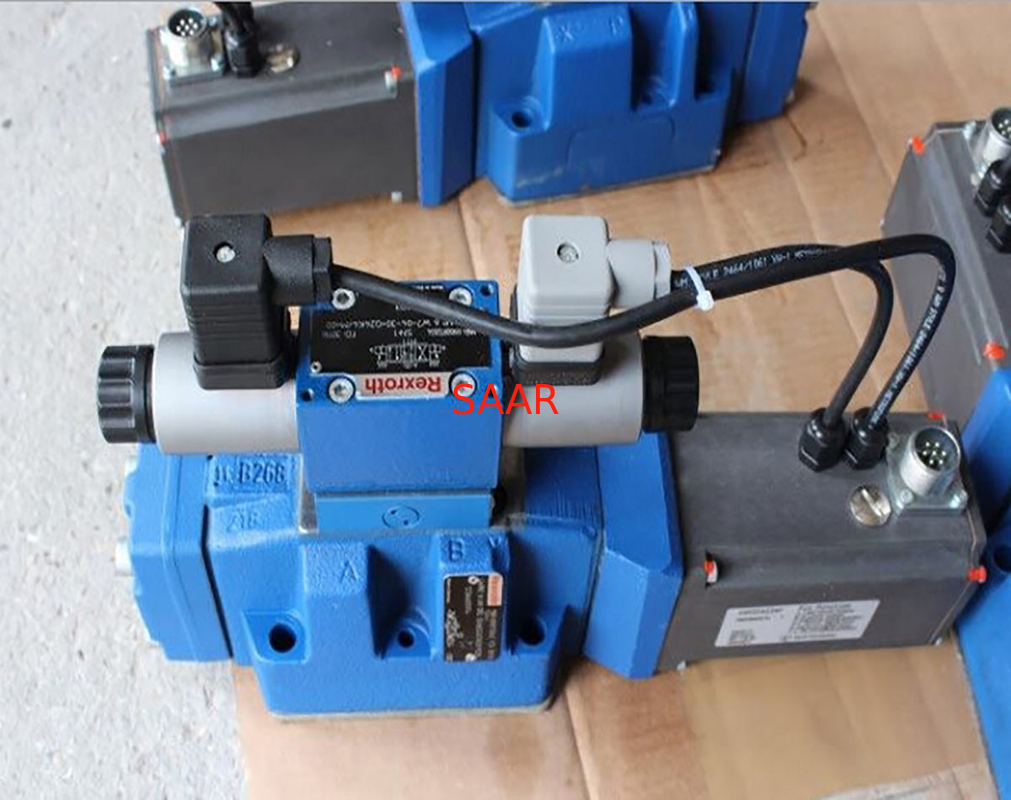 R900710940 4WRKE27W500P-3X/6EG24K31/A5D3M-709=DE Rexroth 4WRKE27 Proporcjonalny zawór kierunkowy serii